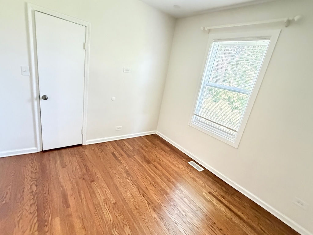 2303 74th Avenue - Photo 14
