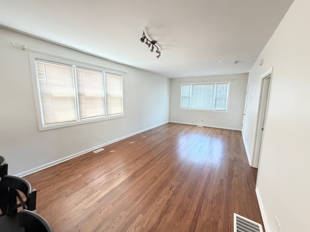 2303 74th Avenue - Photo 8