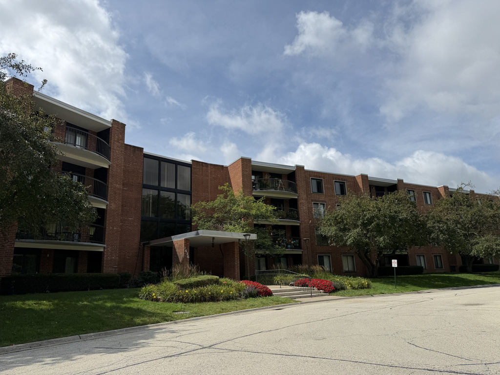 1415 E Central Road - Photo 24