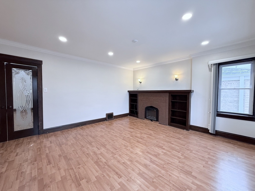 4950 N Marmora Avenue - Photo 9