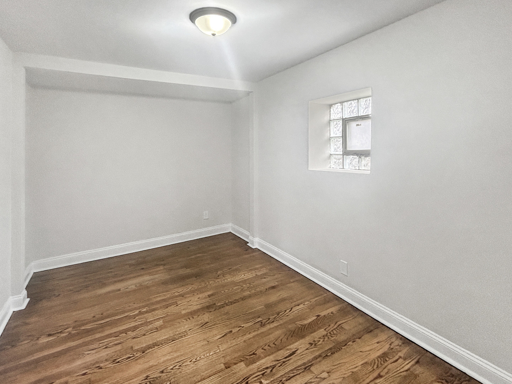 2953 W Warren Boulevard - Photo 15