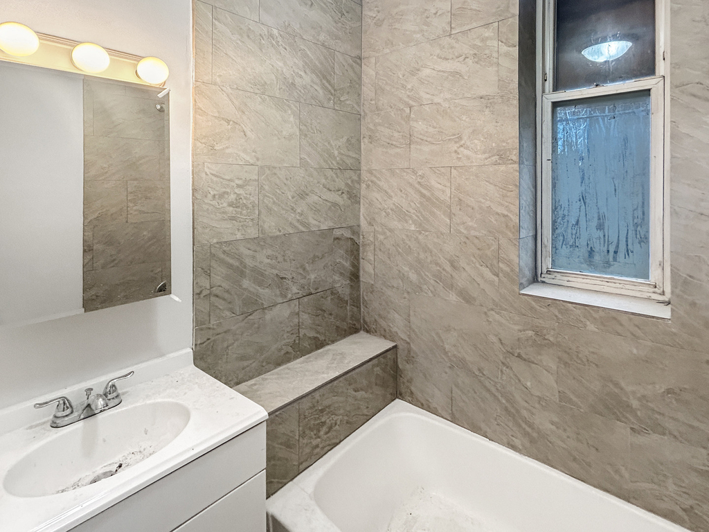 2953 W Warren Boulevard - Photo 26