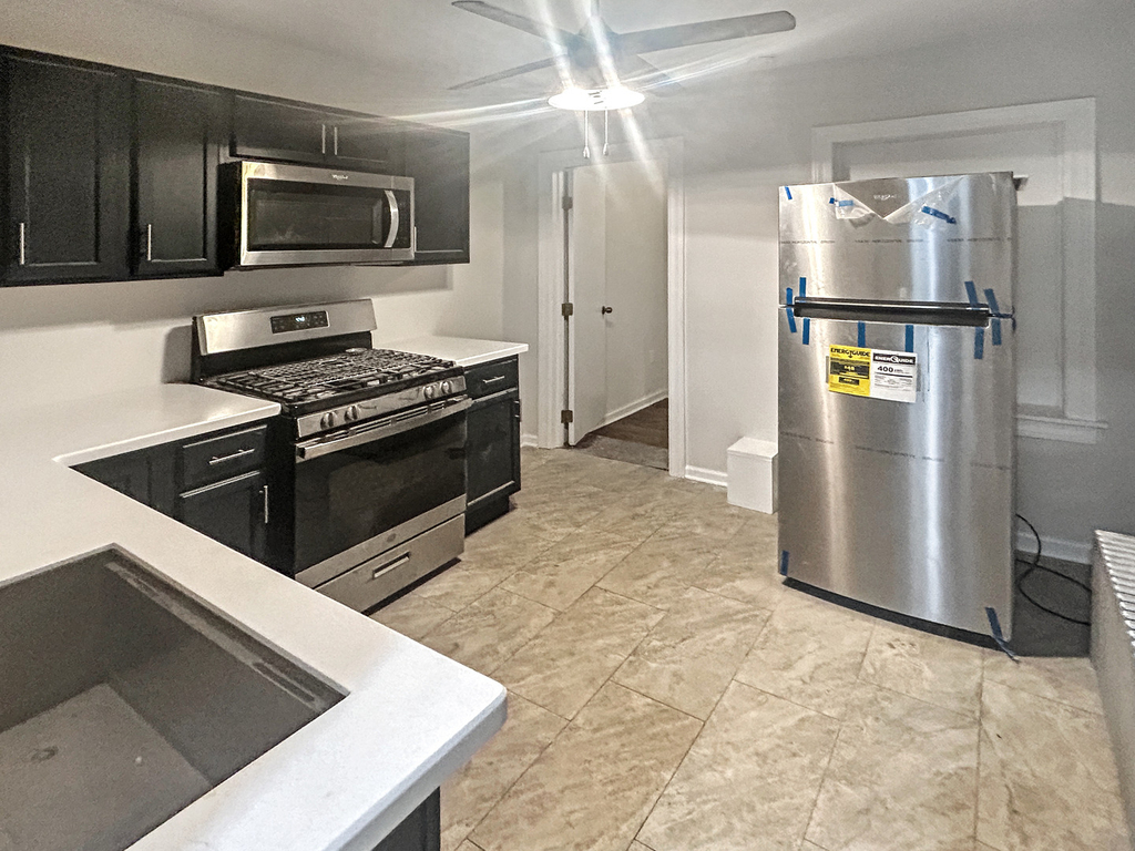 2953 W Warren Boulevard - Photo 11