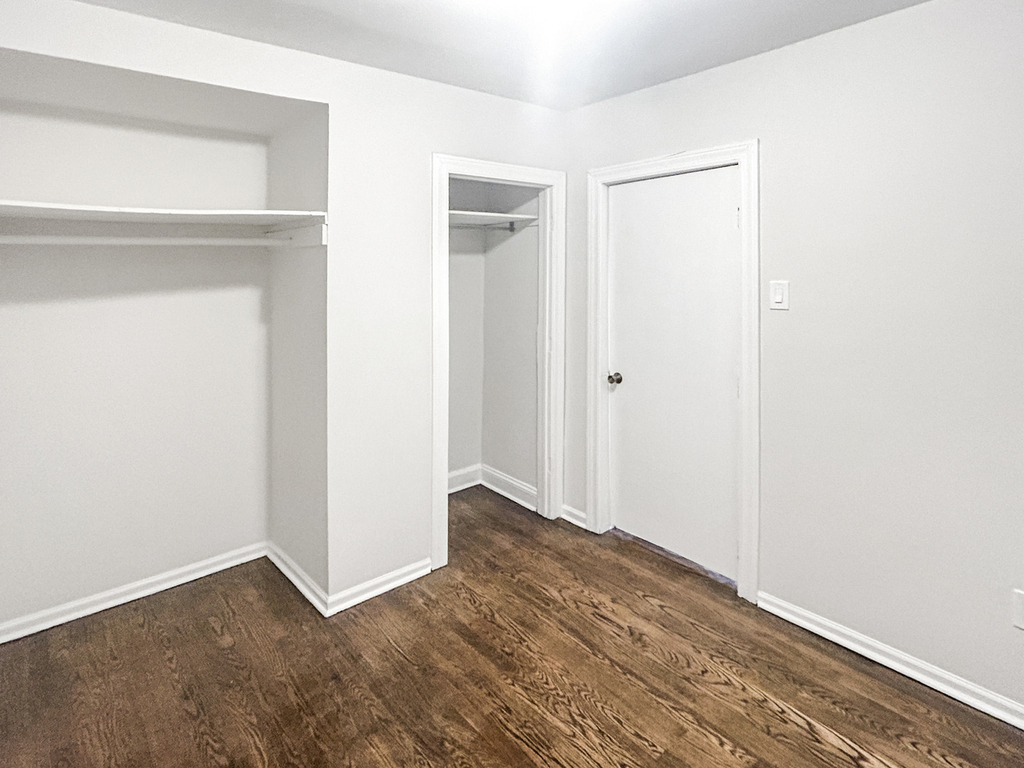 2953 W Warren Boulevard - Photo 21