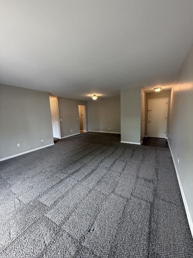 205 W Miner Street - Photo 3