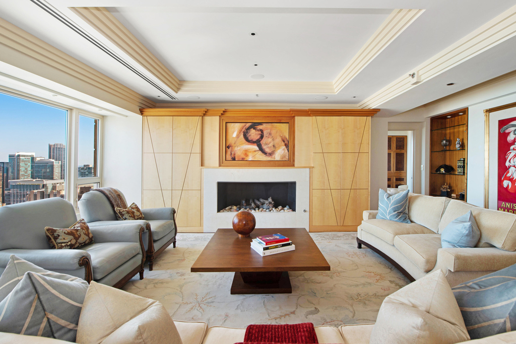 800 N Michigan Avenue - Photo 3