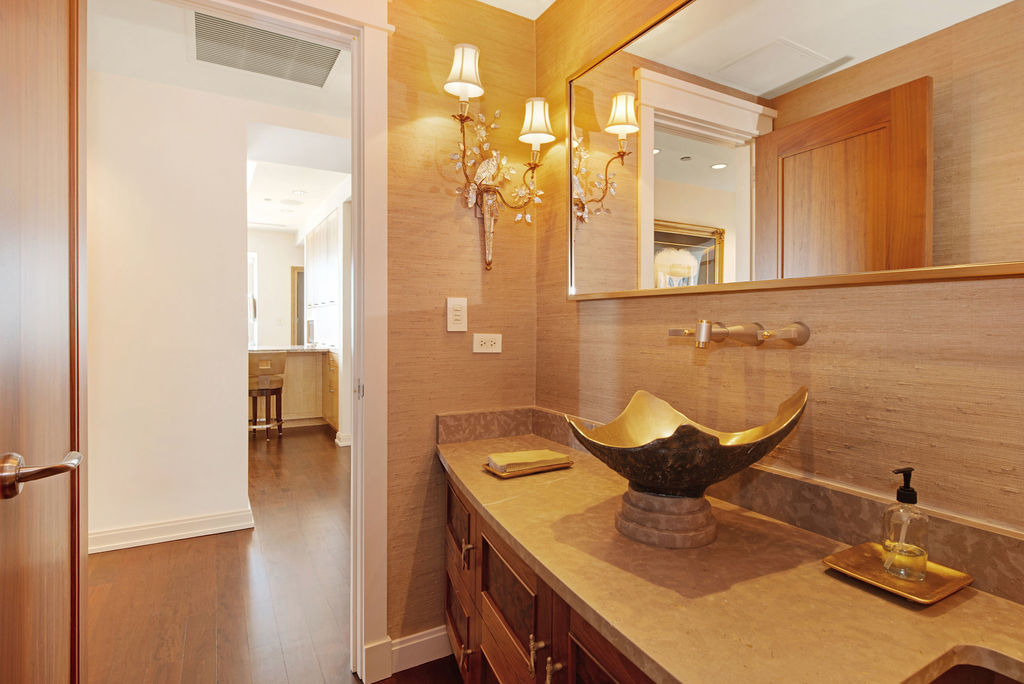800 N Michigan Avenue - Photo 14