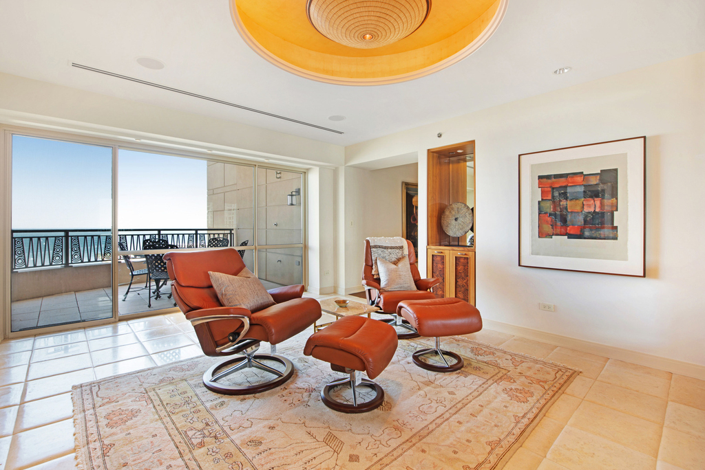 800 N Michigan Avenue - Photo 21