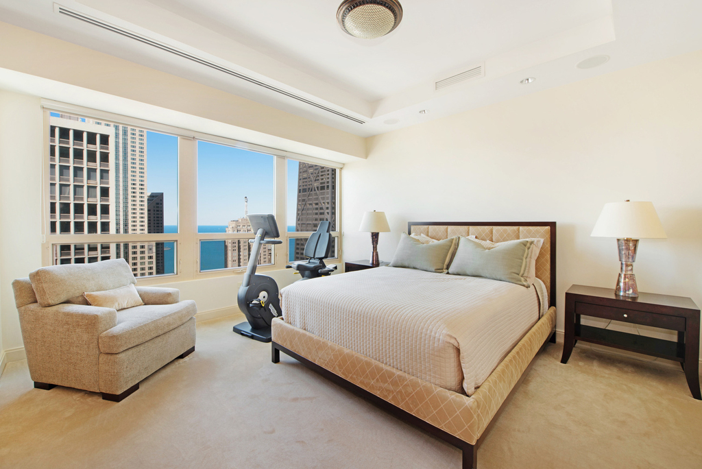 800 N Michigan Avenue - Photo 23