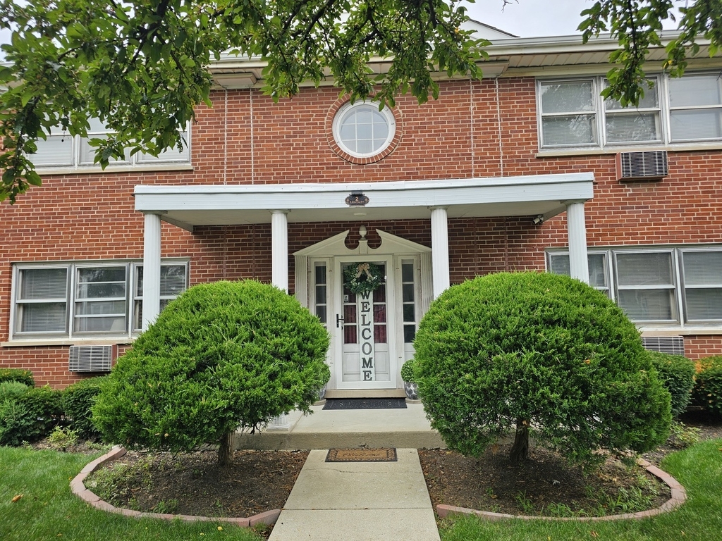 2 N Broadway Avenue - Photo 0