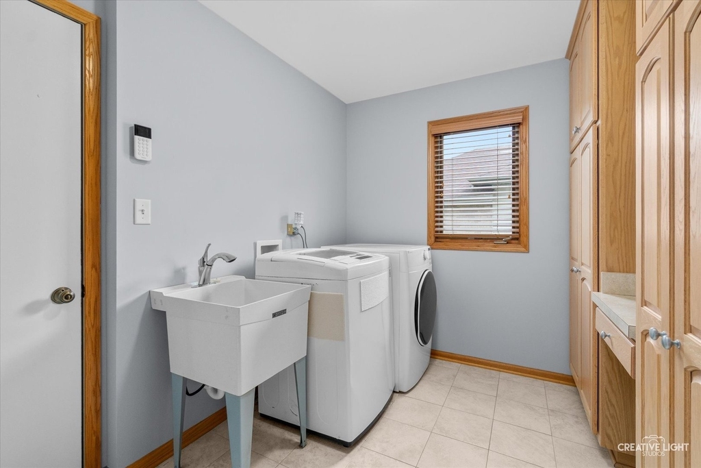 610 High Grove Drive - Photo 4