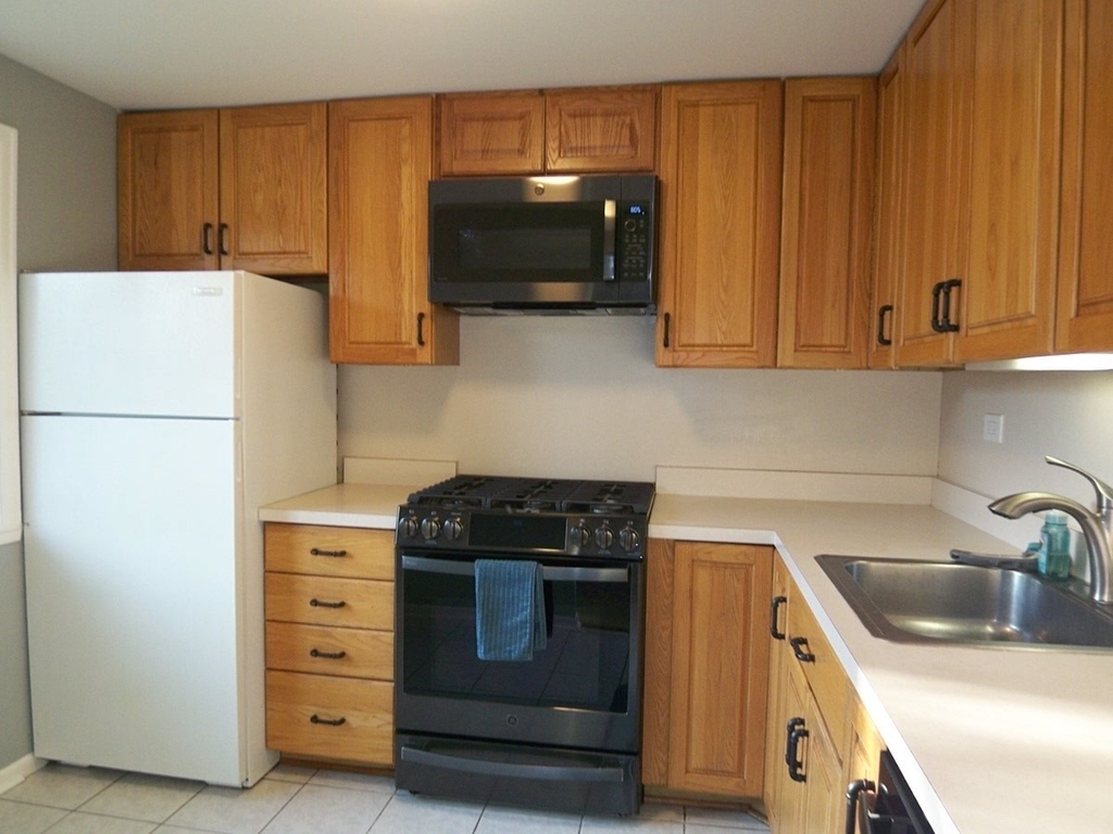 34 N Salem Drive - Photo 4