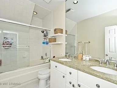 1521 S Indiana Avenue - Photo 3