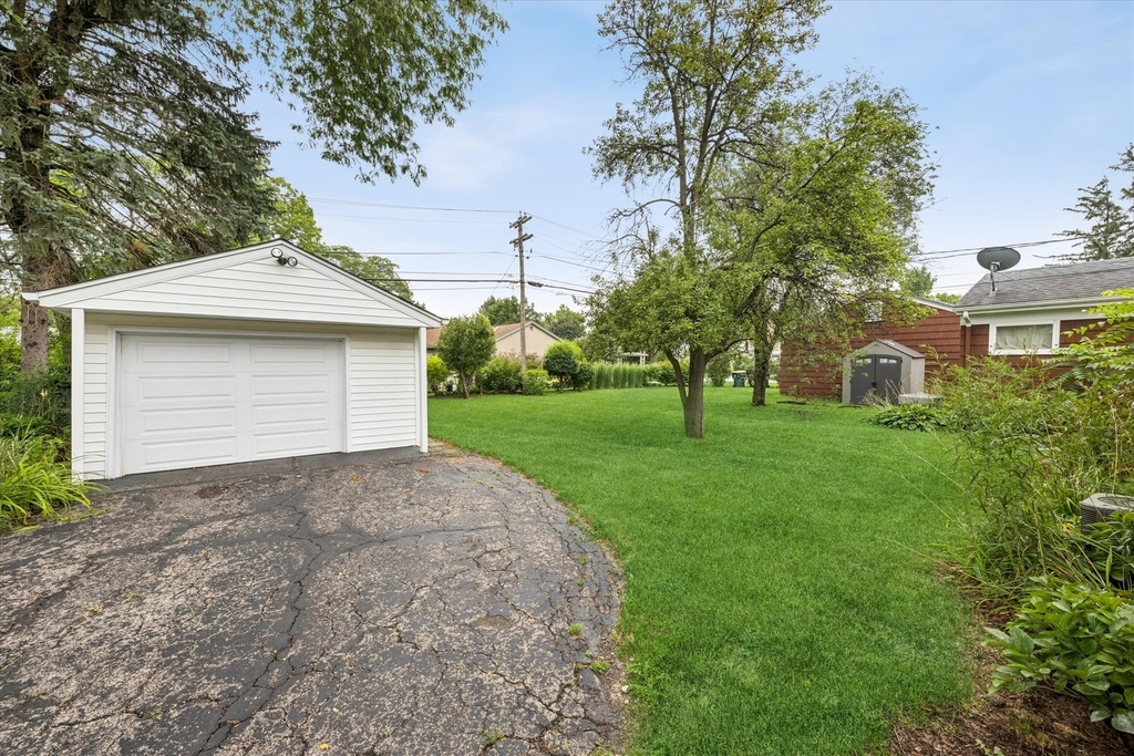 805 N Mitchell Avenue - Photo 17