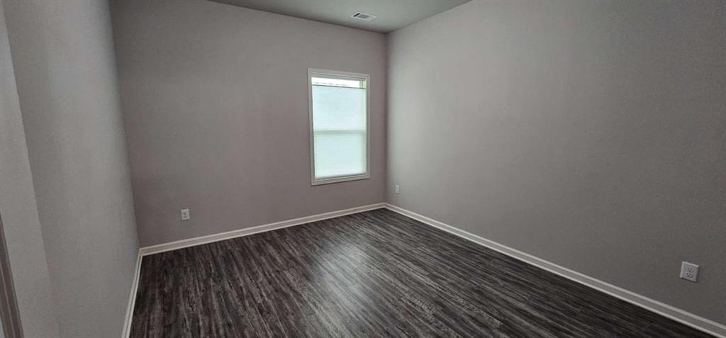 352 Newshaw Drive - Photo 5
