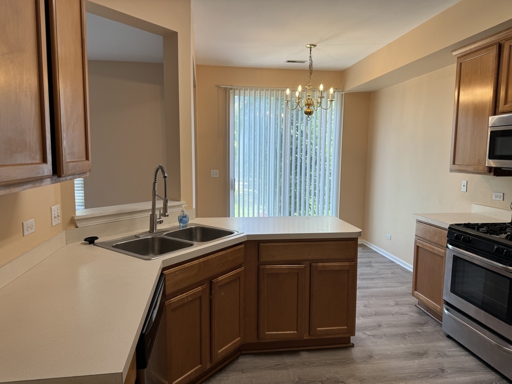 3140 Ollerton Avenue - Photo 5