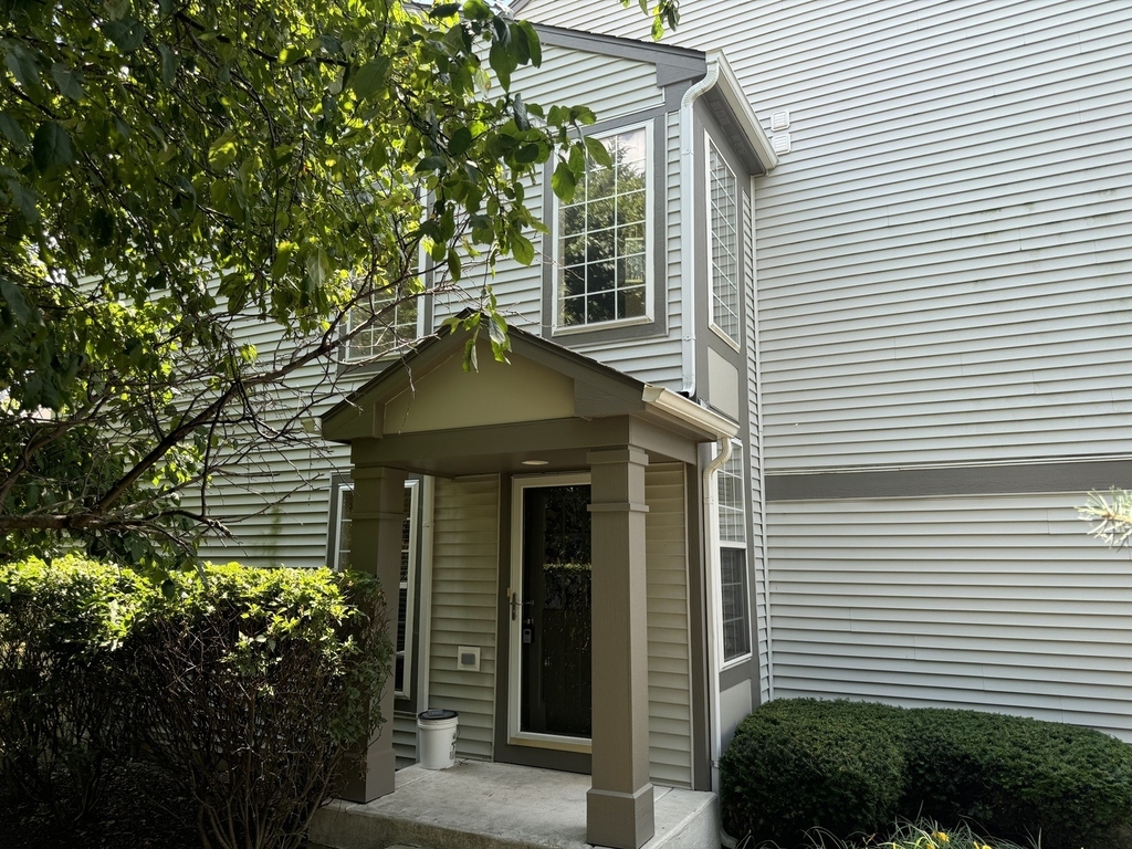 3140 Ollerton Avenue - Photo 2