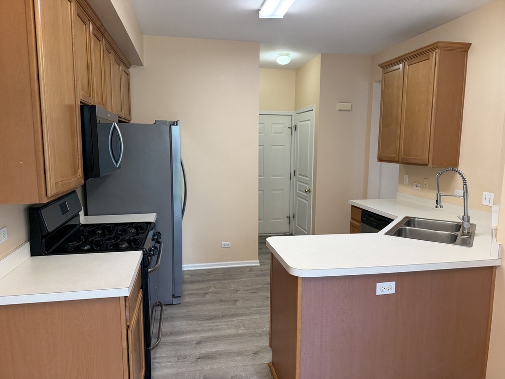 3140 Ollerton Avenue - Photo 6