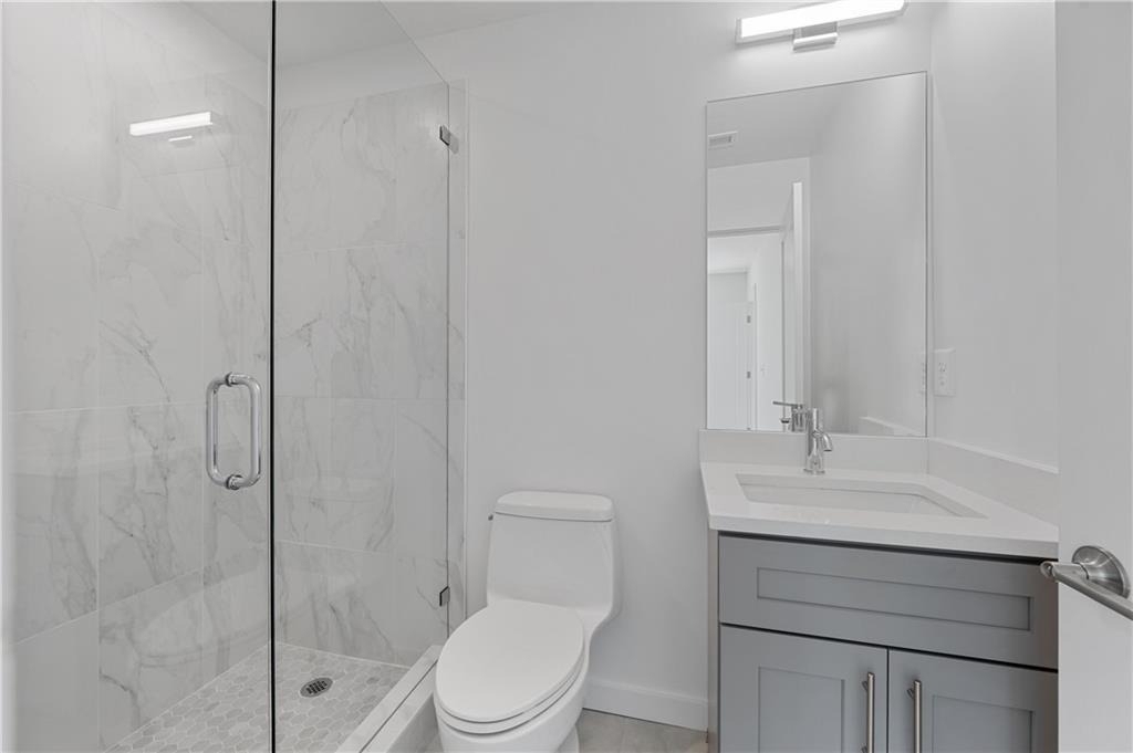 237 Howard Street Ne - Photo 12