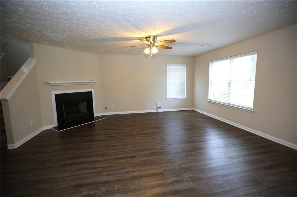 514 Carrington Court - Photo 2