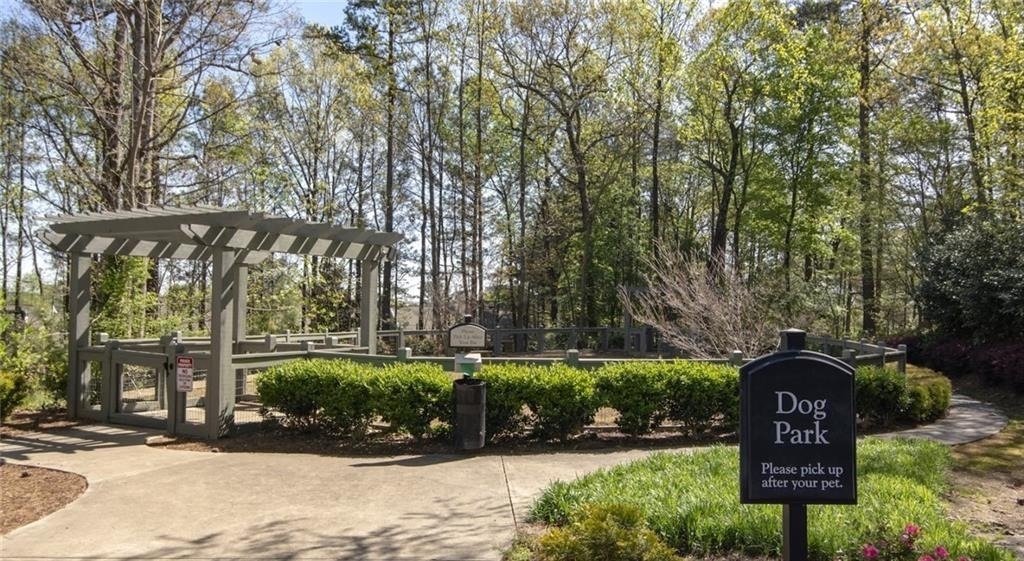 100 Pinhurst Drive - Photo 35