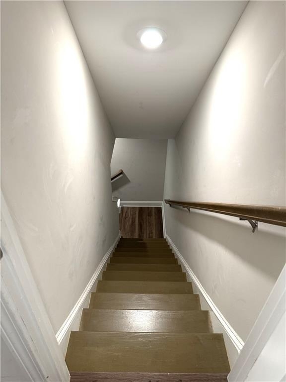 1468 Edgebrook Court Ne - Photo 31