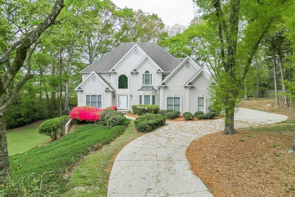 9345 Riverclub Parkway - Photo 0