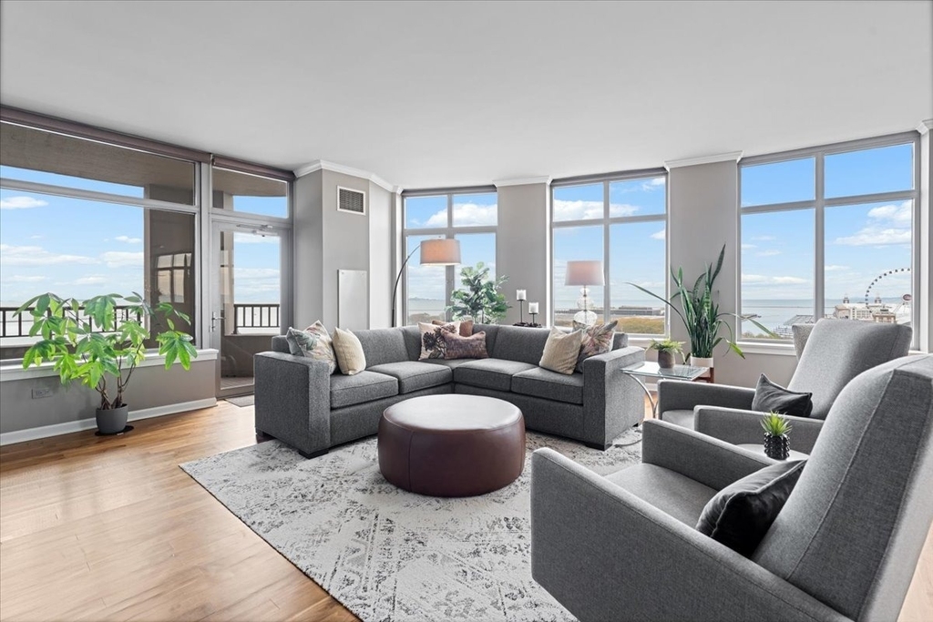 530 N Lake Shore Drive - Photo 9
