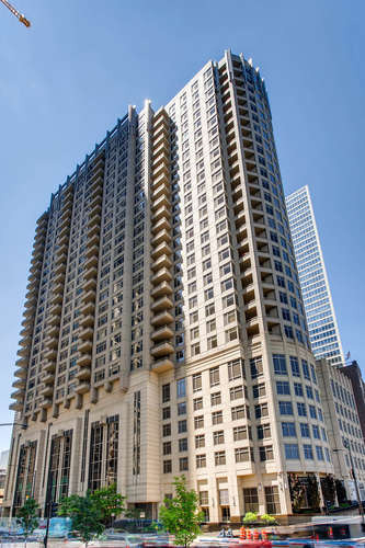 530 N Lake Shore Drive - Photo 0