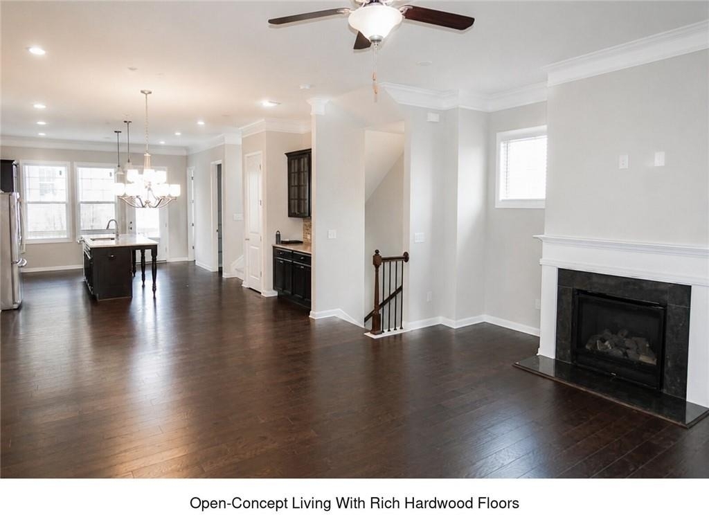 320 Beacons Place - Photo 3