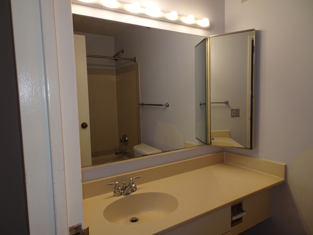 440 N Mcclurg Court - Photo 11