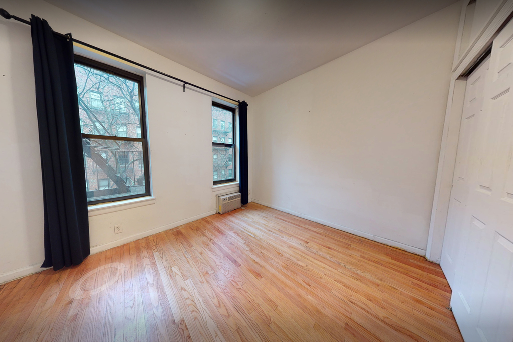 330 East 93rd Street - Photo 2
