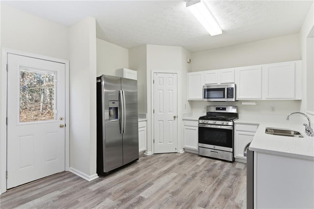 2913 Greyhawk Lane - Photo 17
