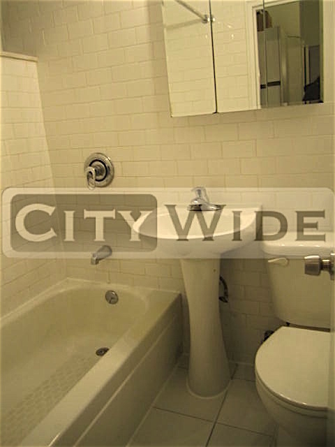 228 E. 89th St. #C - Photo 1