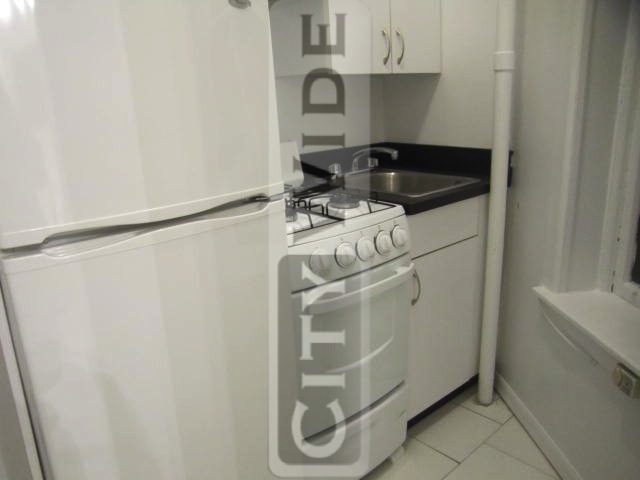 228 E. 89th St. #C - Photo 2
