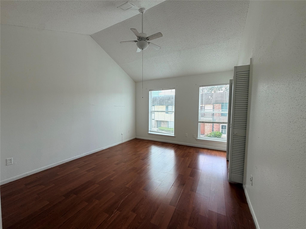 7700 Creekbend Drive - Photo 22