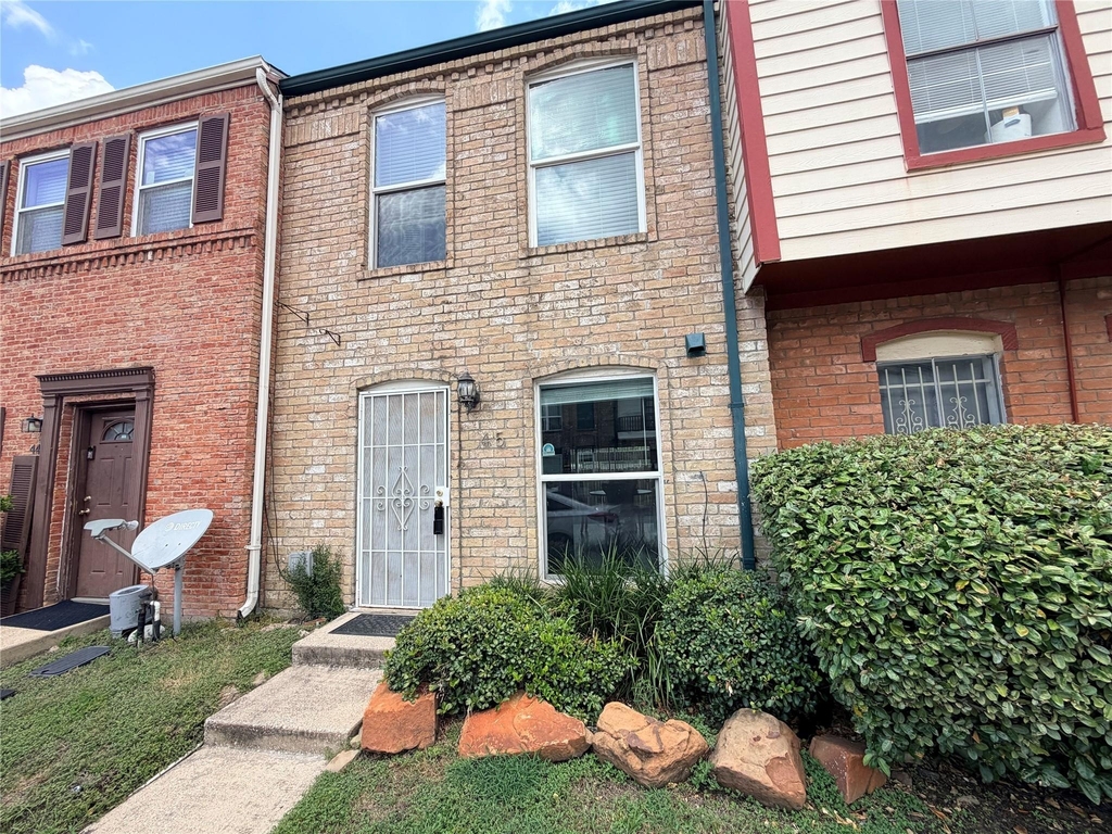 7700 Creekbend Drive - Photo 3