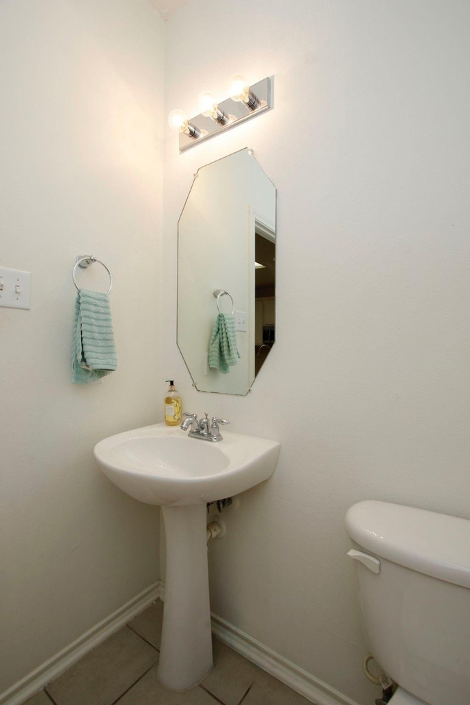 191 N Burberry Park Circle - Photo 14