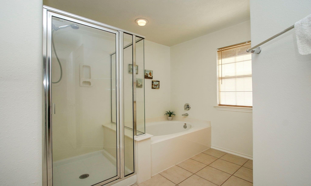 191 N Burberry Park Circle - Photo 19
