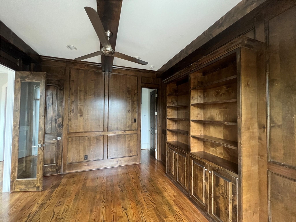 238 W 24th Street - Photo 21