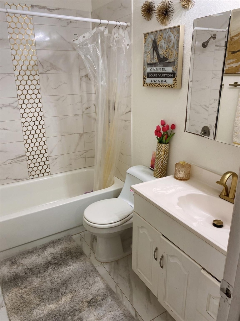 10022 Bell Towne Drive - Photo 5