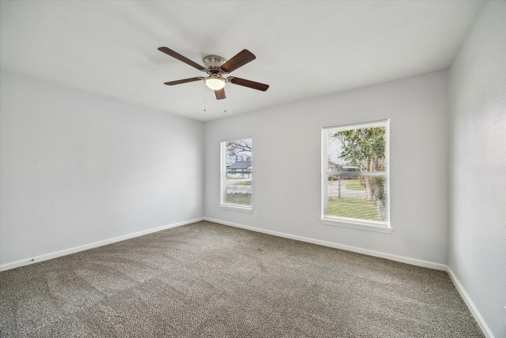 705 Westshire Drive - Photo 6