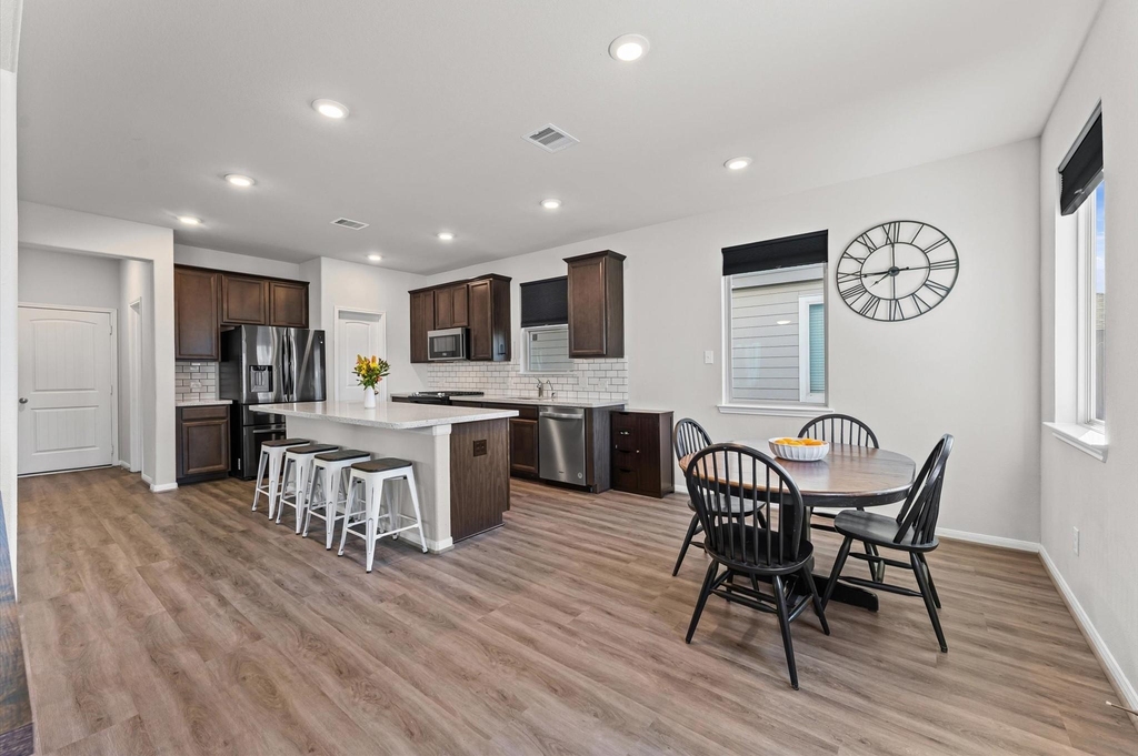 5343 Marisol Cove Drive - Photo 11