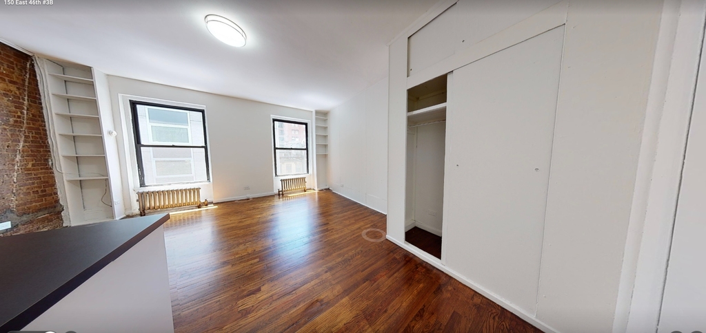 150 East 46th Street - Photo 2