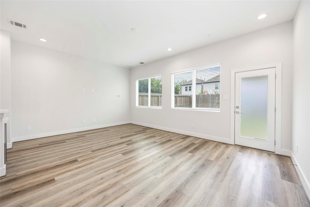 1411 Bigelow Street - Photo 4