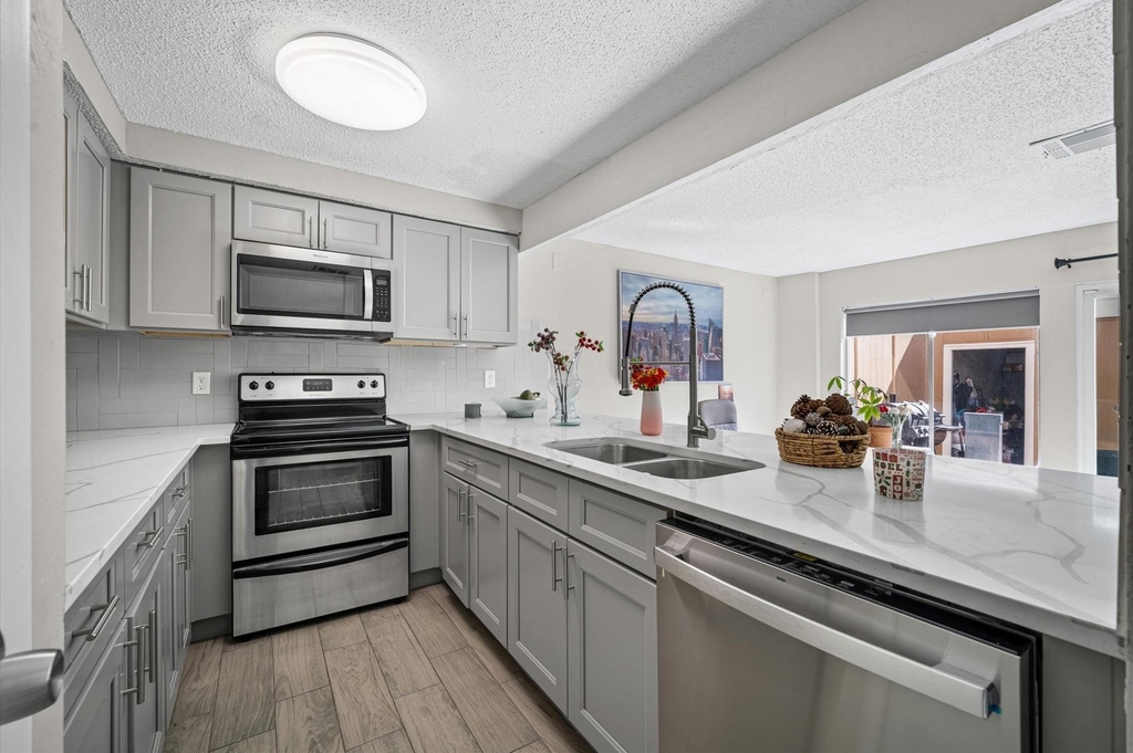 6171 Dryad Drive - Photo 7