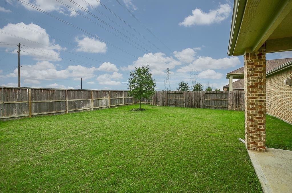 9411 Sparrow Creek Court - Photo 29