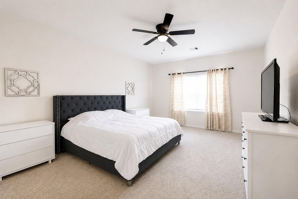 11012 32nd Avenue N - Photo 16