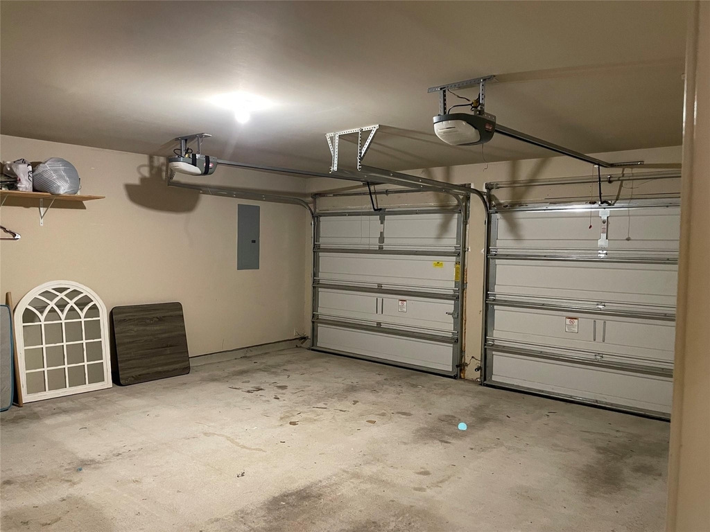 2801 Field Hollow Drive - Photo 33