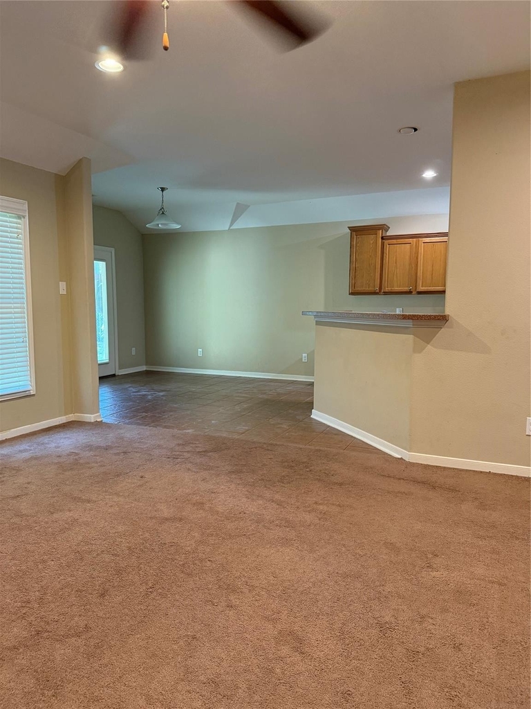 69 N Hill Avenue - Photo 3